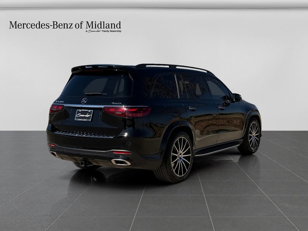 Used 2024 Mercedes-Benz GLS 580 4MATIC image 7