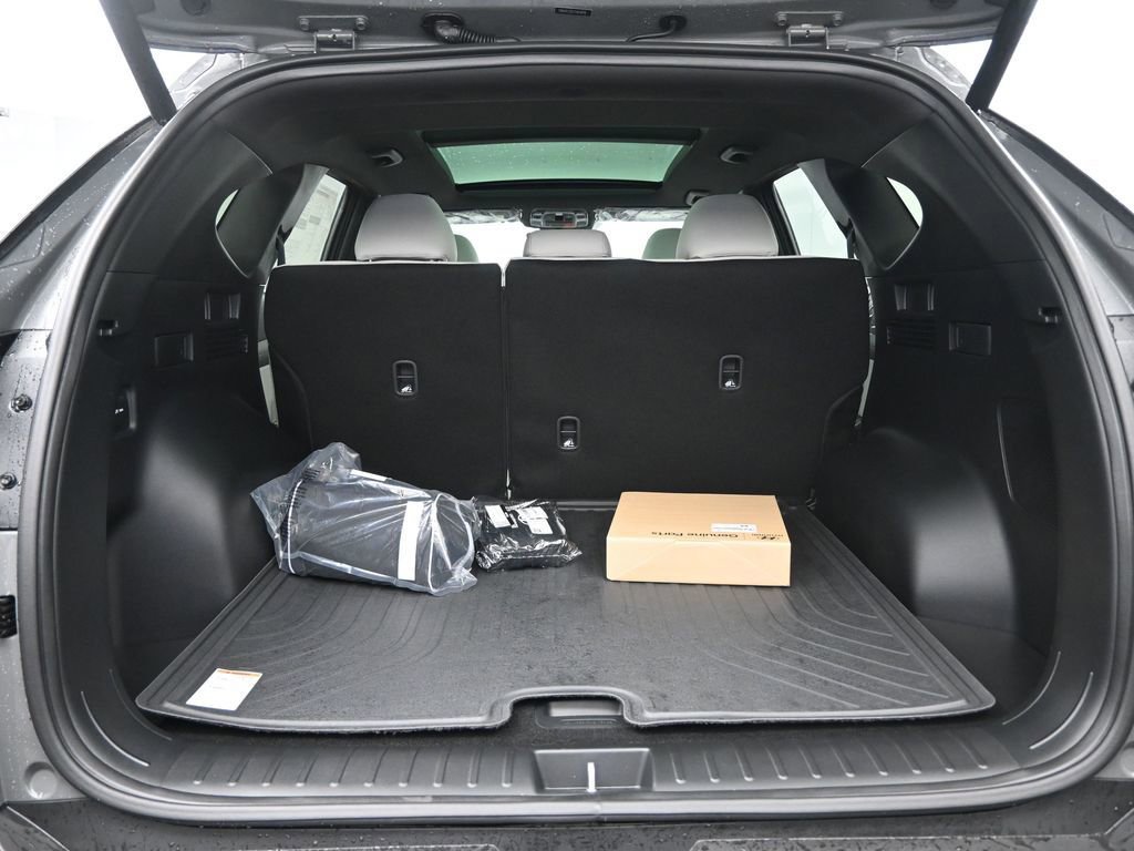 New 2026 Hyundai Tucson Limited image 31