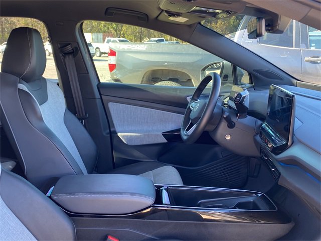 Used 2023 Volkswagen ID.4 Pro image 11