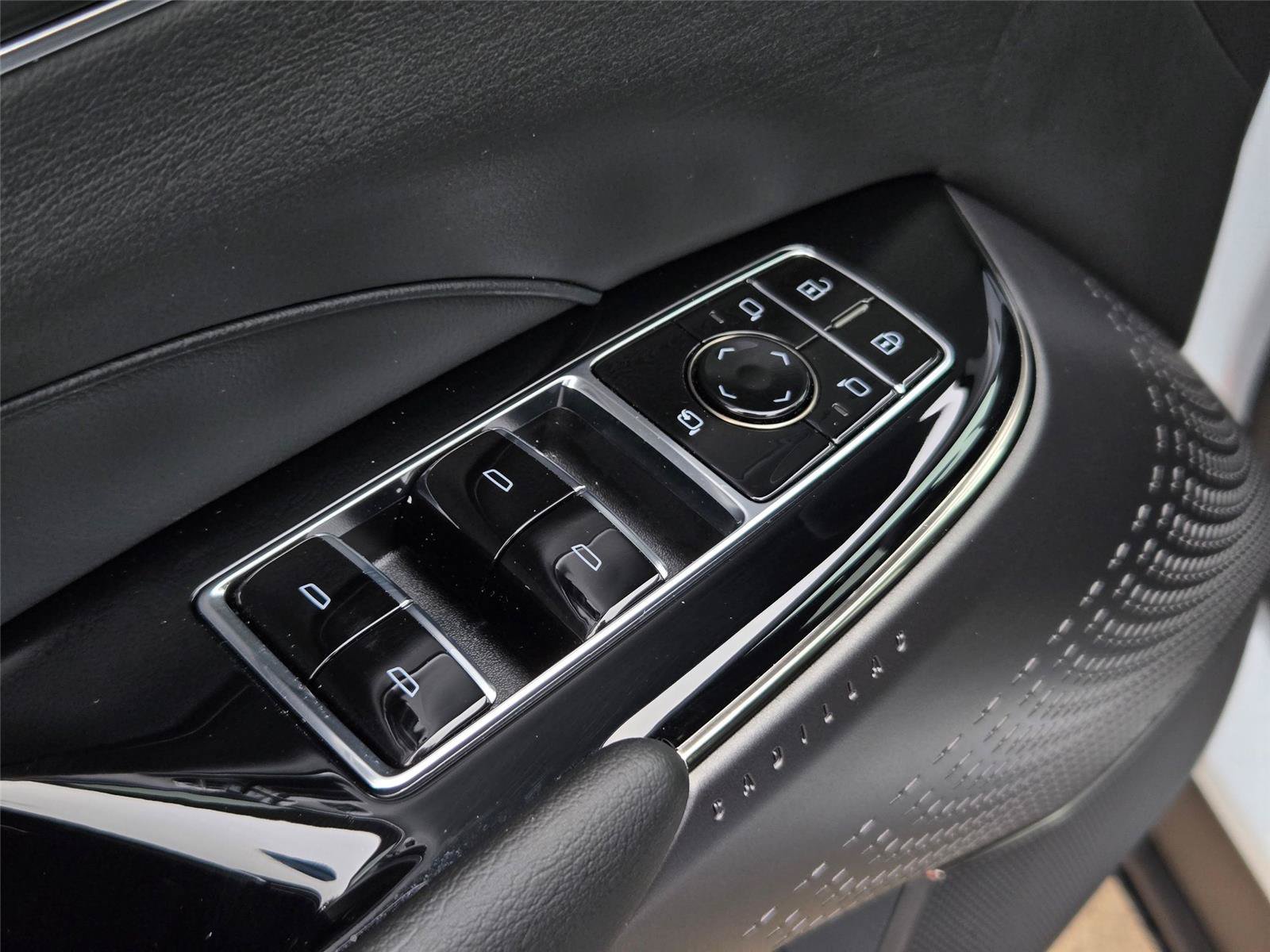 New 2026 Cadillac Lyriq Sport w/ LPO, Floor Liner Package AWD/4WD image 26