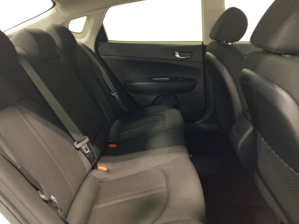 Used 2019 Kia Optima LX FWD image 19
