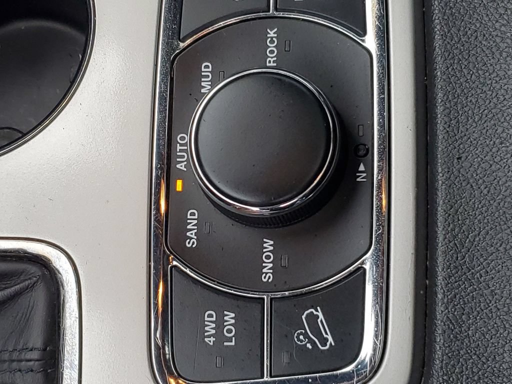 Used 2019 Jeep Grand Cherokee High Altitude AWD/4WD image 29