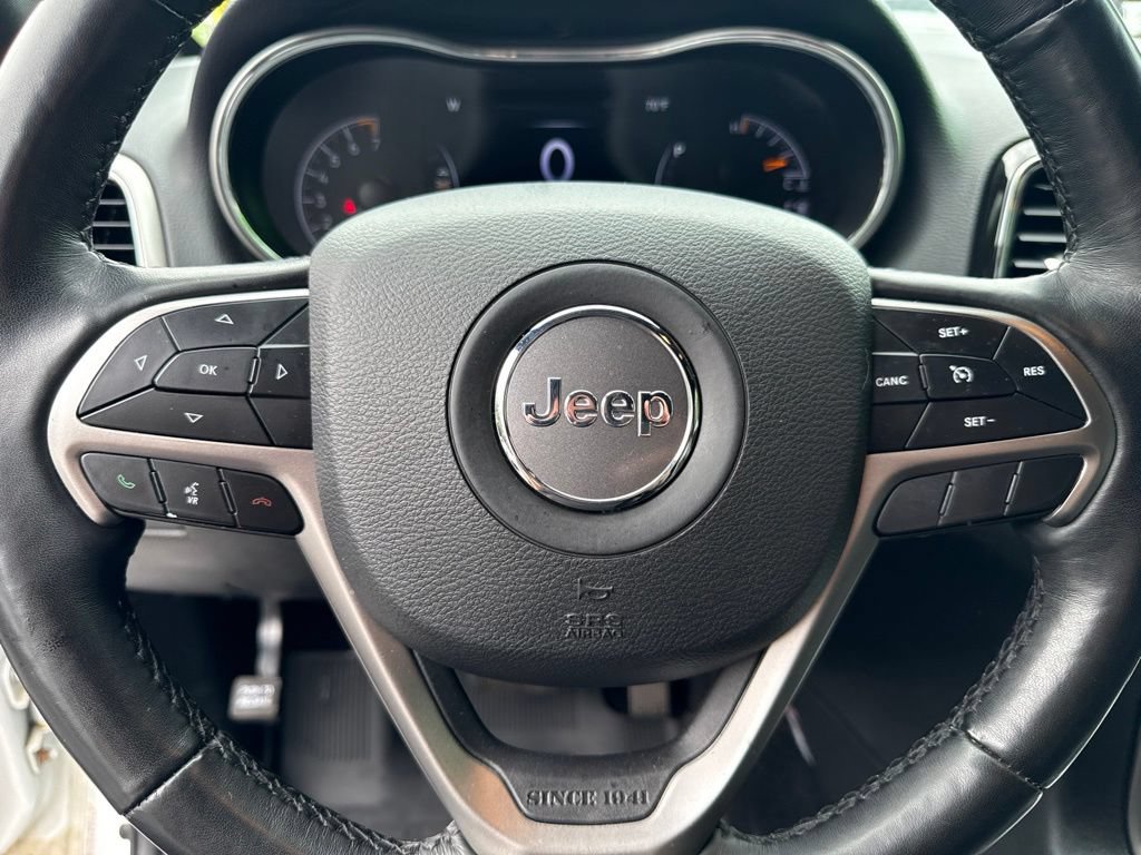 Used 2021 Jeep Grand Cherokee Laredo X AWD/4WD image 25