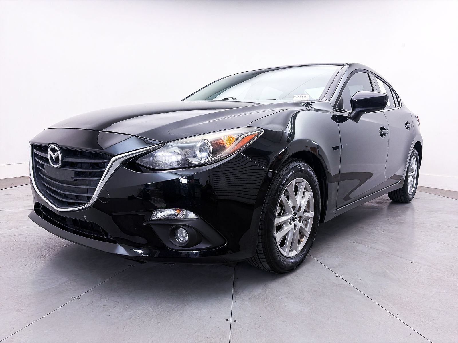 Used 2016 MAZDA MAZDA3 i Touring FWD image 8