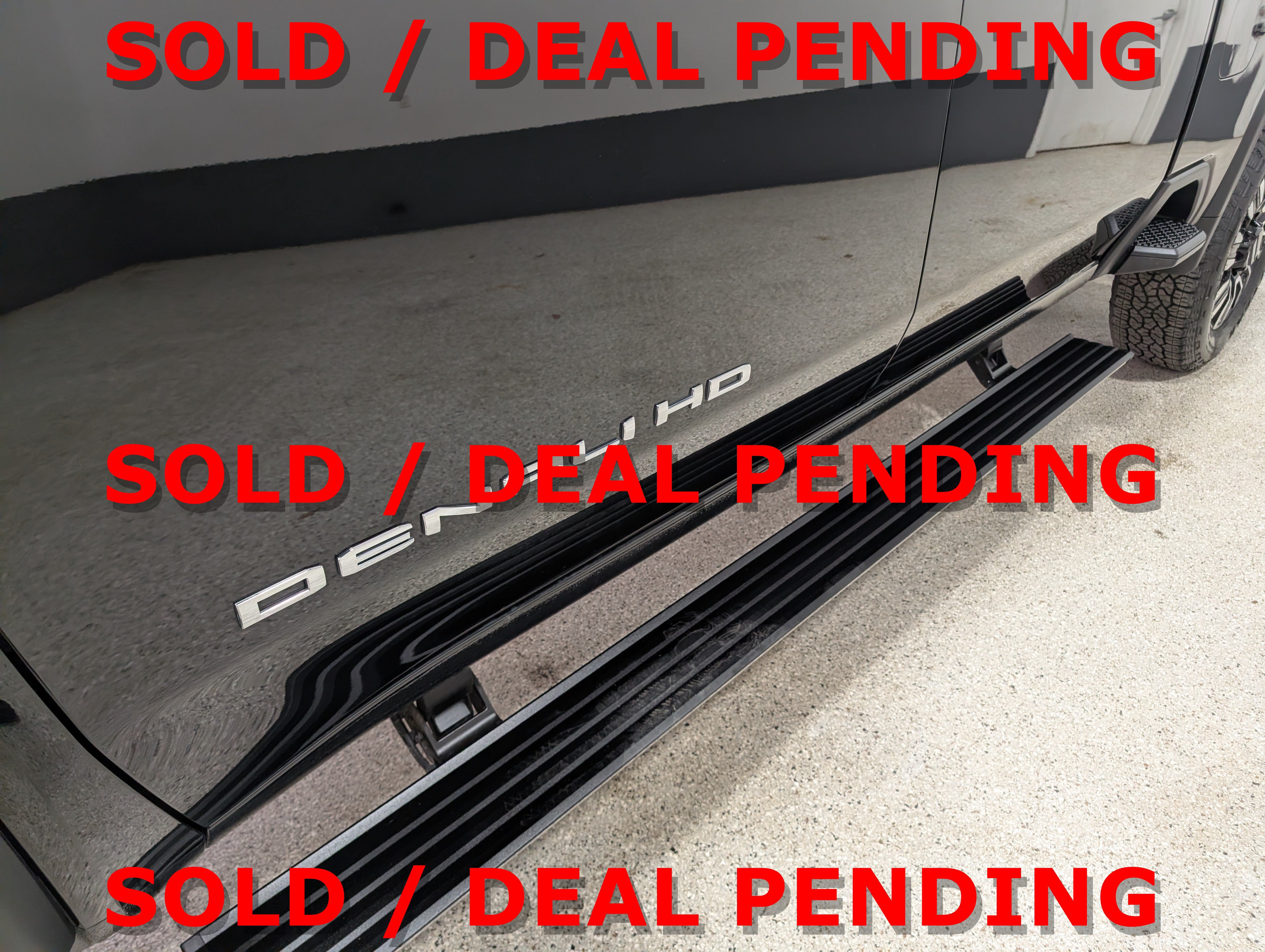 Used 2025 GMC Sierra 2500 Denali Ultimate AWD/4WD image 9