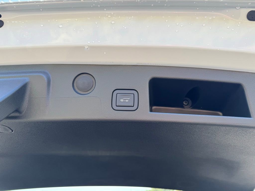 New 2026 Chevrolet Equinox RS w/ Convenience Package III image 15