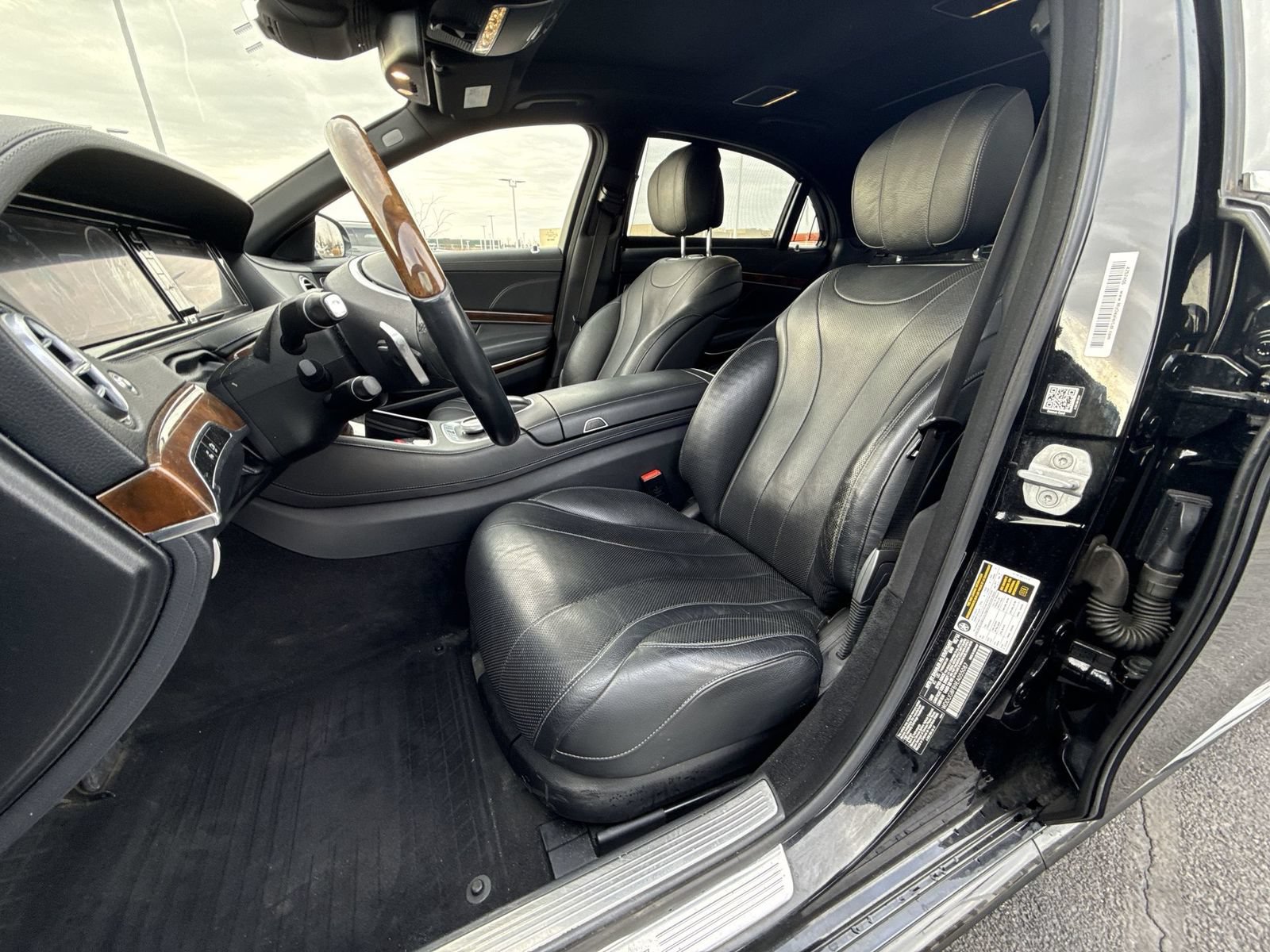 Used 2014 Mercedes-Benz S 550 Sedan image 12