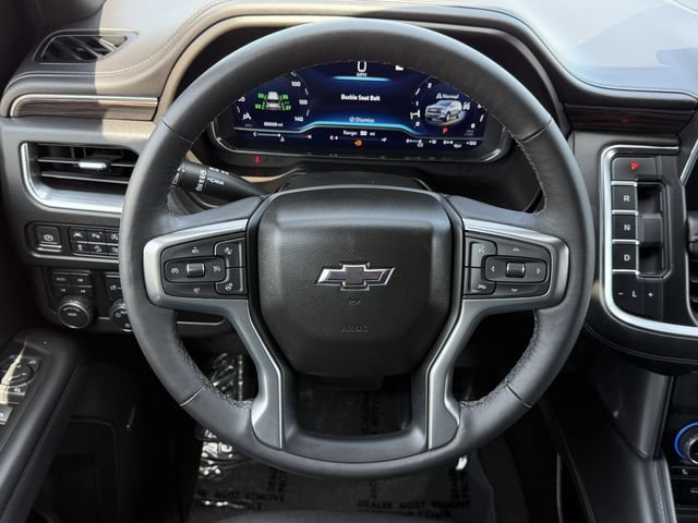 Used 2022 Chevrolet Tahoe Z71 w/ Luxury Package AWD/4WD image 13