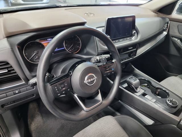 Used 2022 Nissan Rogue SV AWD/4WD image 12