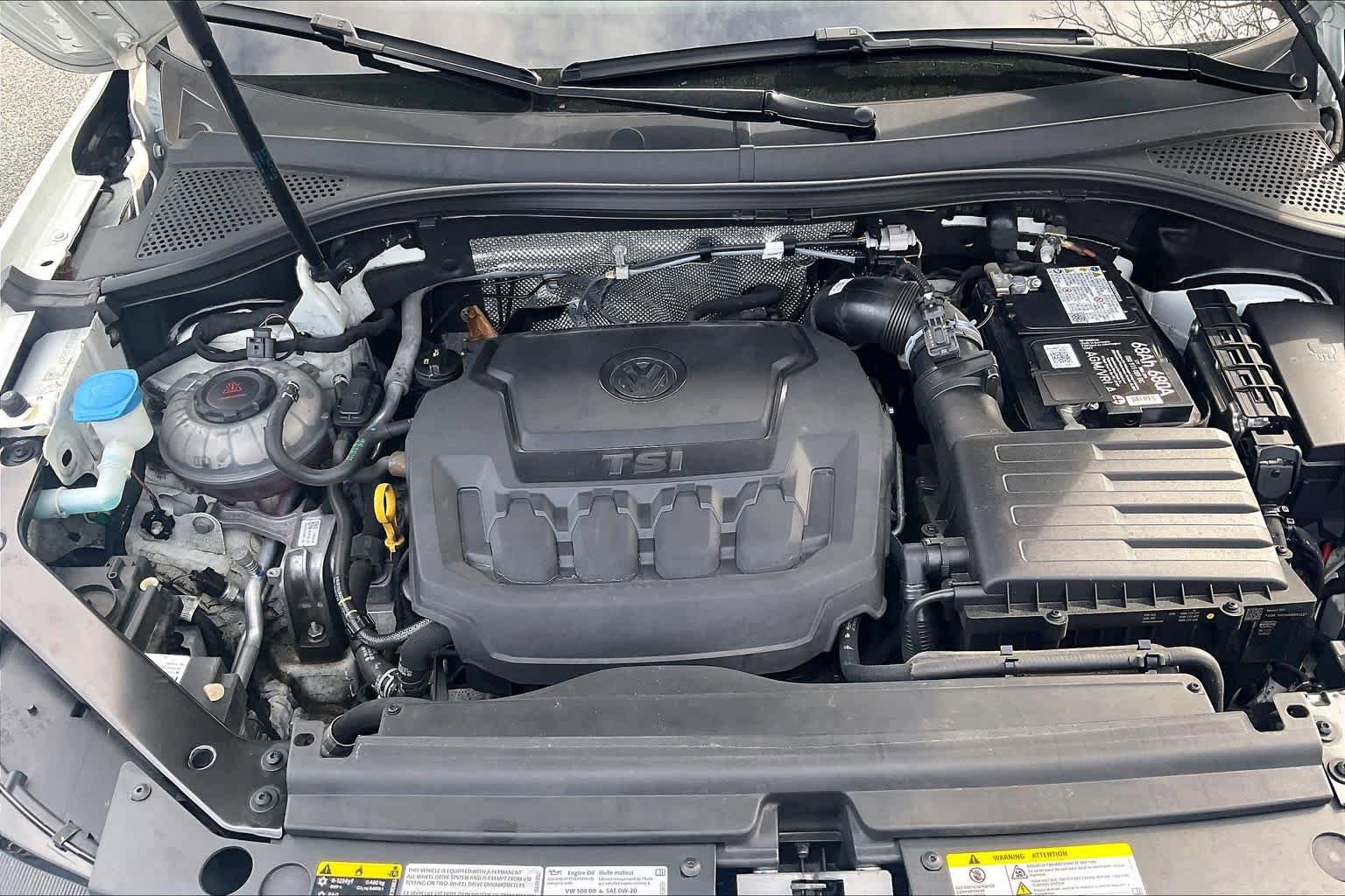 Used 2022 Volkswagen Tiguan SE R-Line AWD/4WD image 33