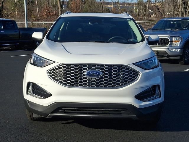 Used 2024 Ford Edge SEL w/ Convenience Package image 3