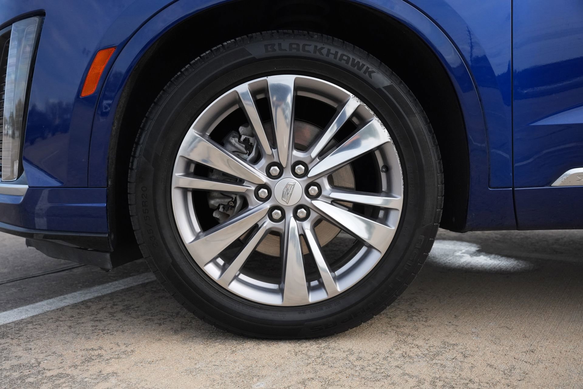 Used 2023 Cadillac XT6 Premium Luxury image 31