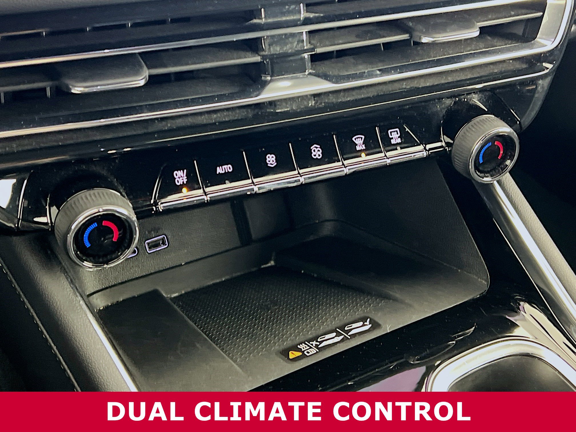 Certified 2025 Chevrolet Traverse LT image 11