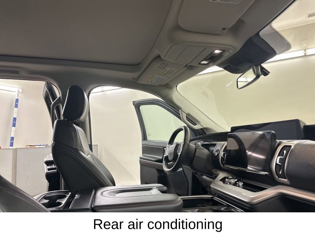 Used 2025 Ford Expedition Max Active AWD/4WD image 20