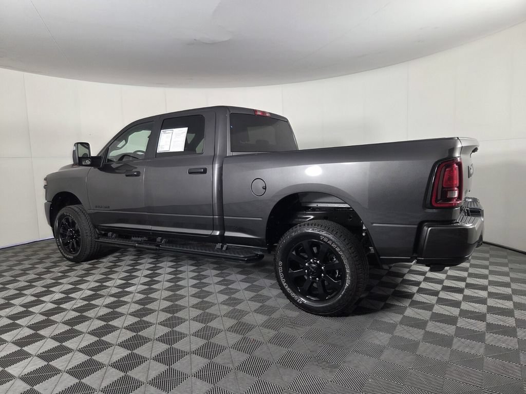Used 2025 RAM 2500 Big Horn AWD/4WD image 7