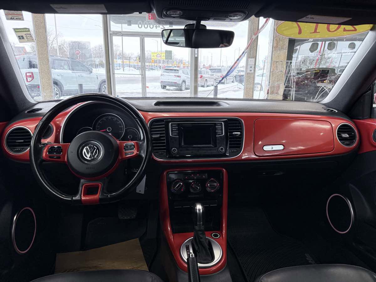 Used 2017 Volkswagen Beetle 1.8T Classic image 29