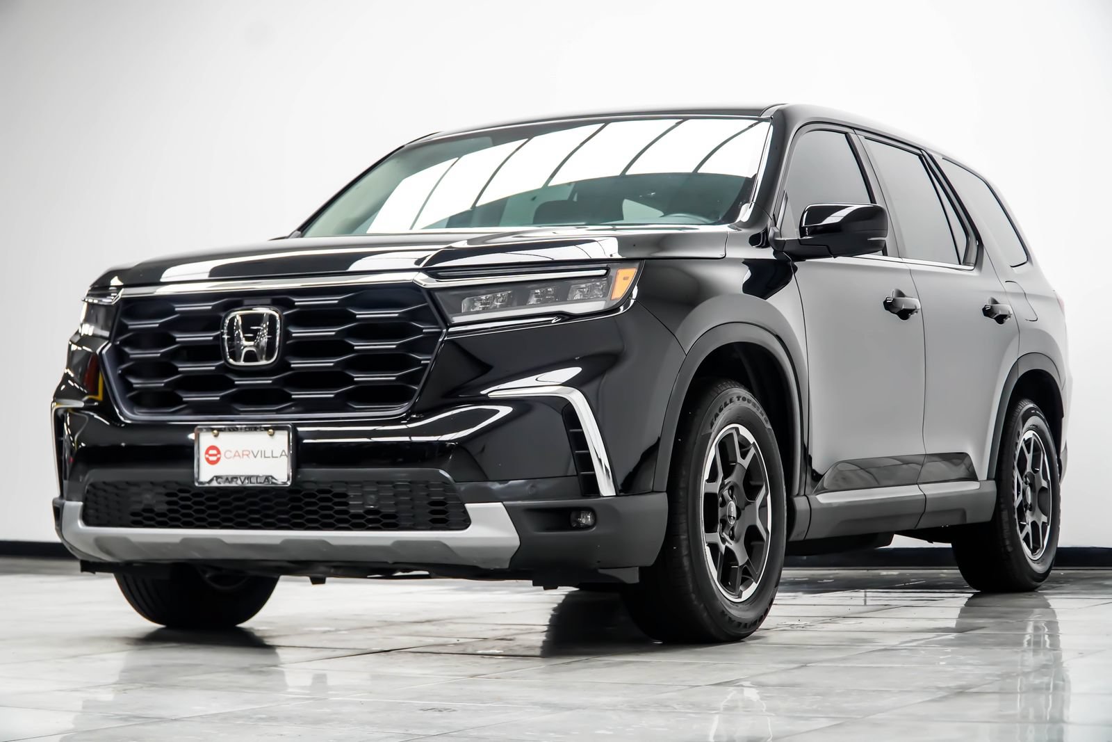 Used 2025 Honda Pilot EX-L image 10
