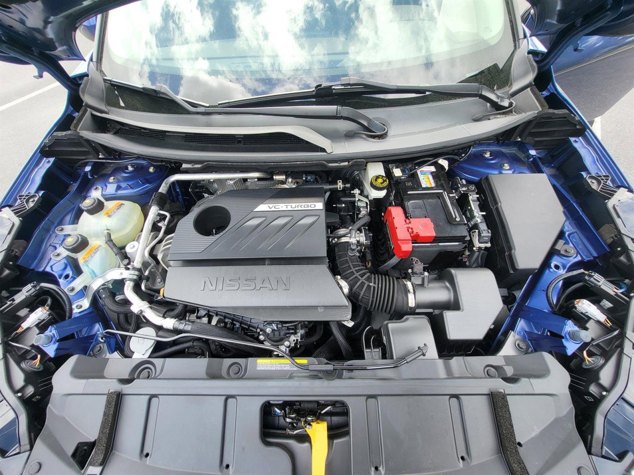 Used 2023 Nissan Rogue SV image 9