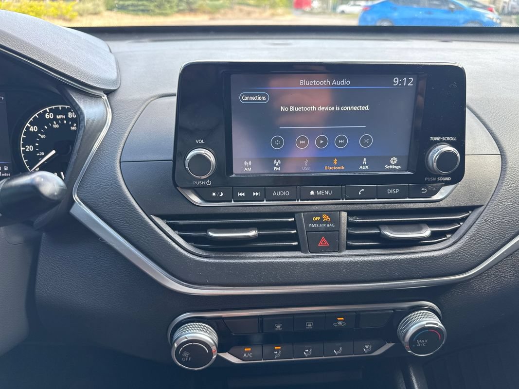 Used 2022 Nissan Altima 2.5 S FWD image 28