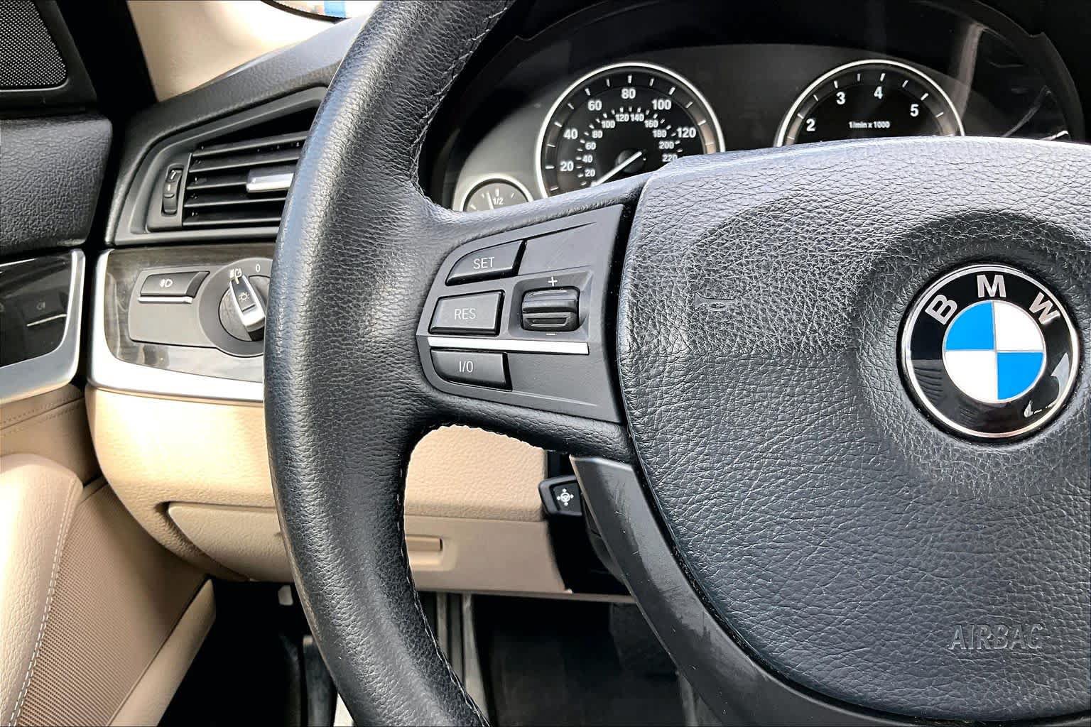 Used 2011 BMW 528i Sedan RWD image 22