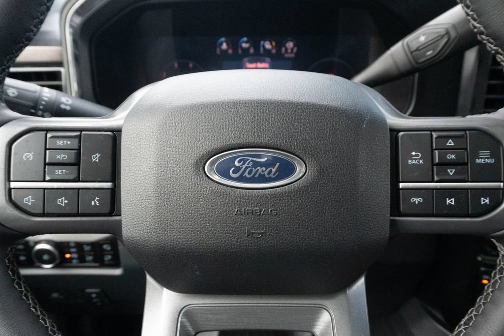 Used 2026 Ford F350 Lariat w/ Tremor Off-Road Package AWD/4WD image 30