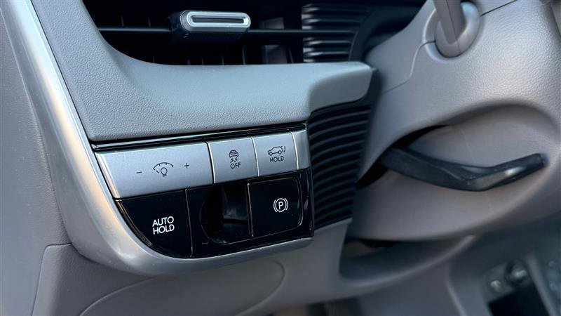 Used 2024 Hyundai Ioniq 5 SEL image 13