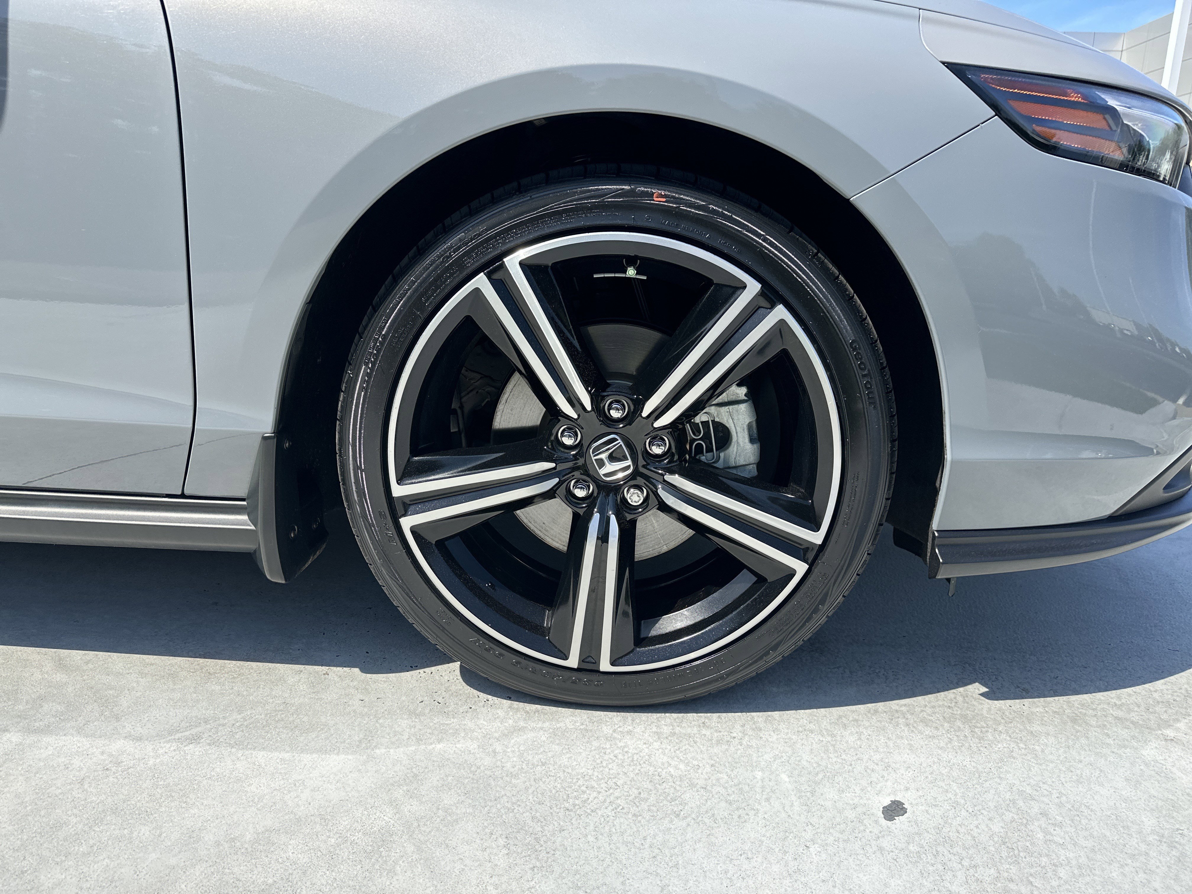 Used 2024 Honda Accord Sport image 13