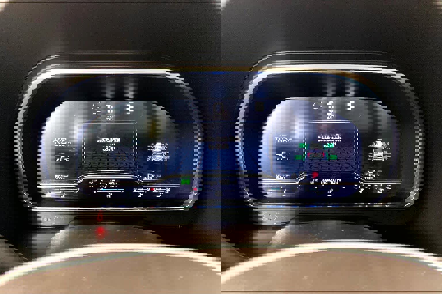 Certified 2023 GMC Yukon XL SLT w/ SLT Premium Package image 25