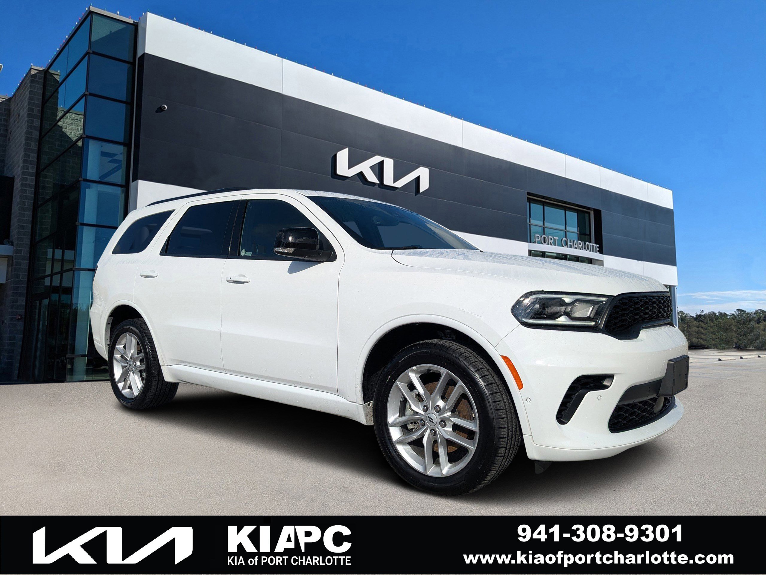 Used 2025 Dodge Durango GT image 1