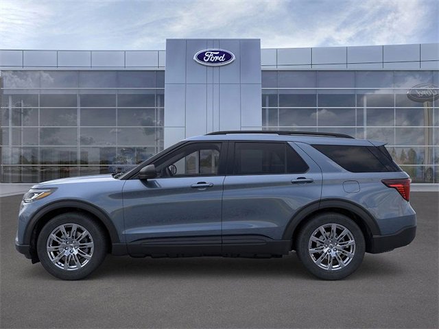 New 2026 Ford Explorer Active image 3