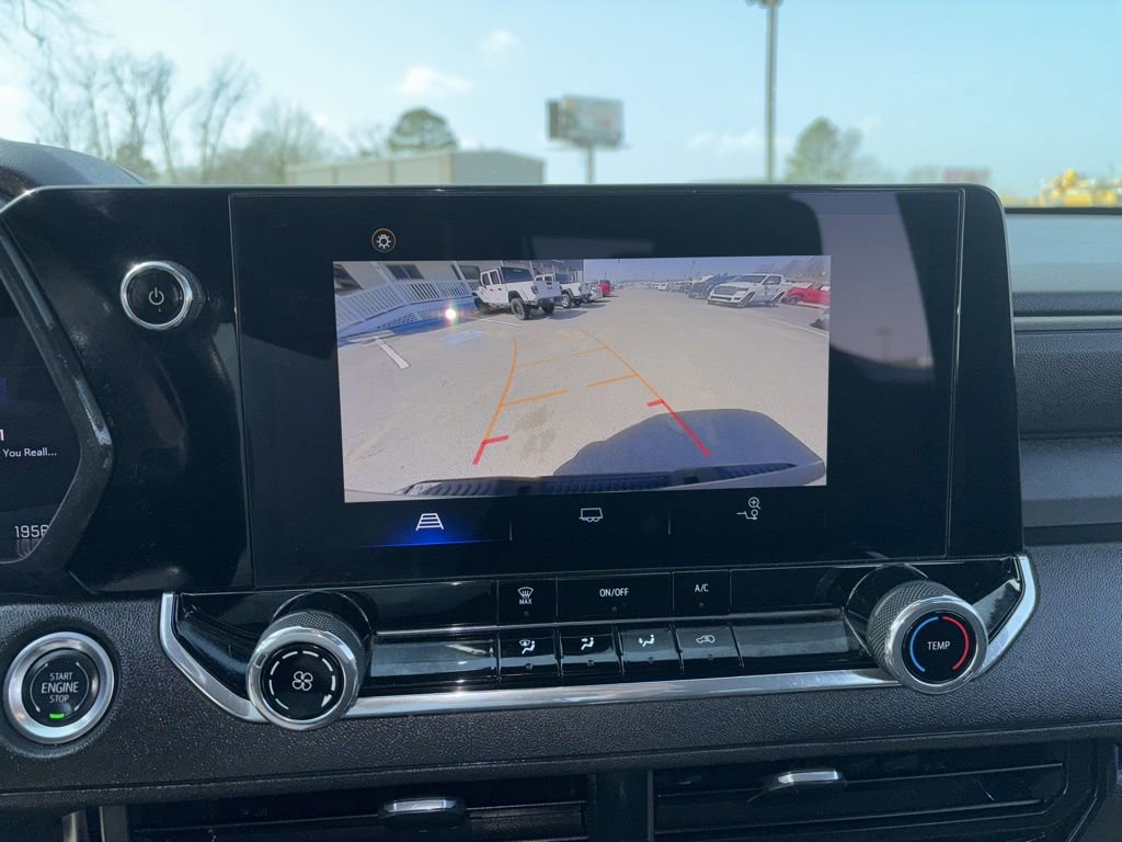 Used 2024 Chevrolet Colorado W/T image 12