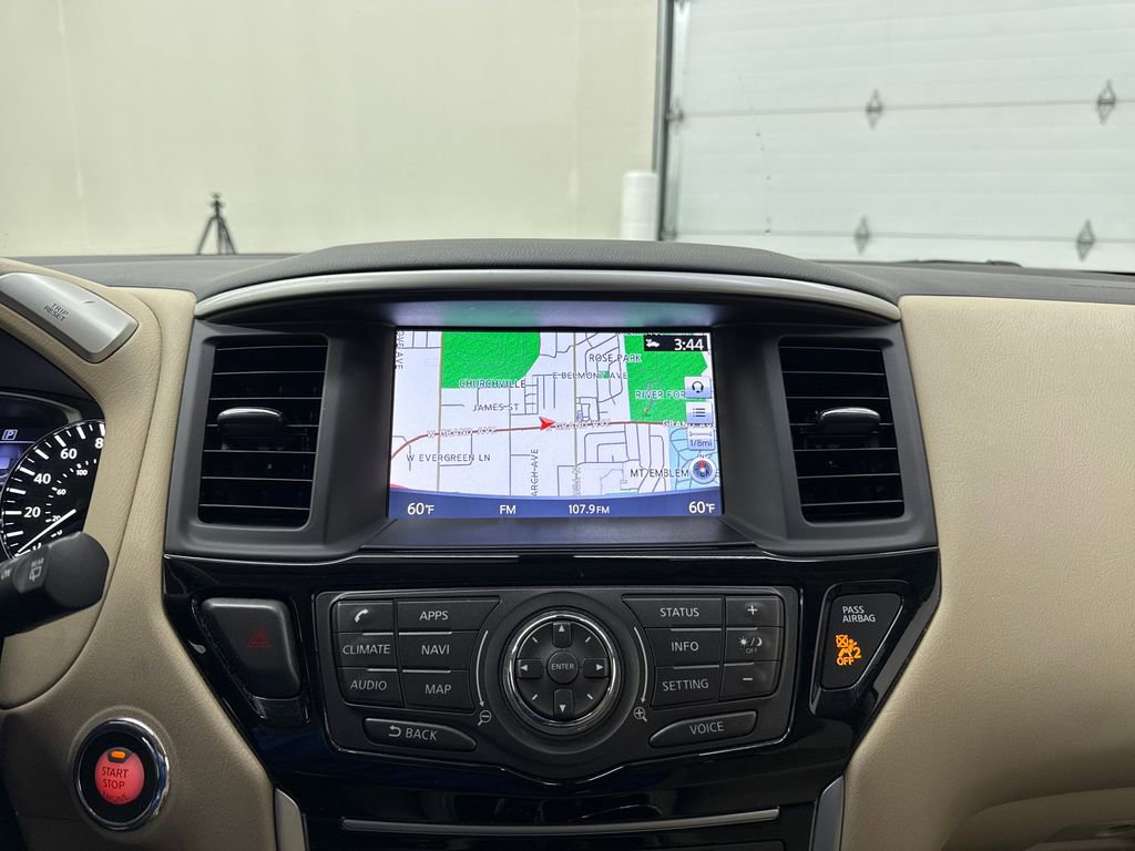 Used 2018 Nissan Pathfinder SV w/ SV Tech Package AWD/4WD image 19