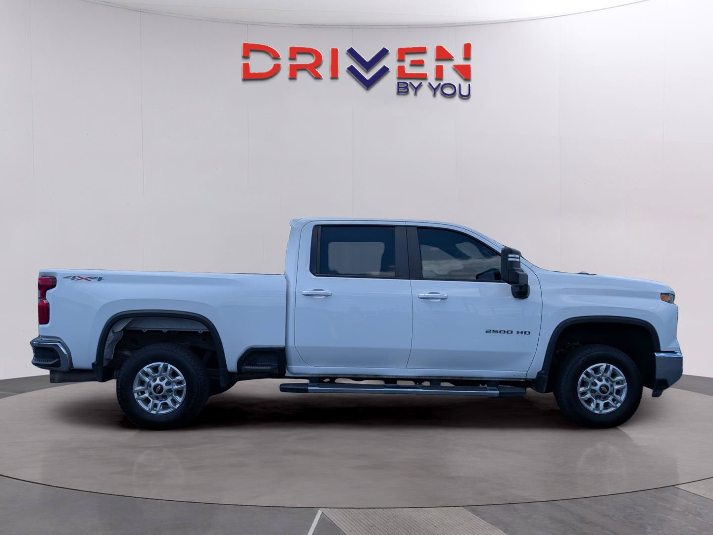 Used 2024 Chevrolet Silverado 2500 LT AWD/4WD image 6