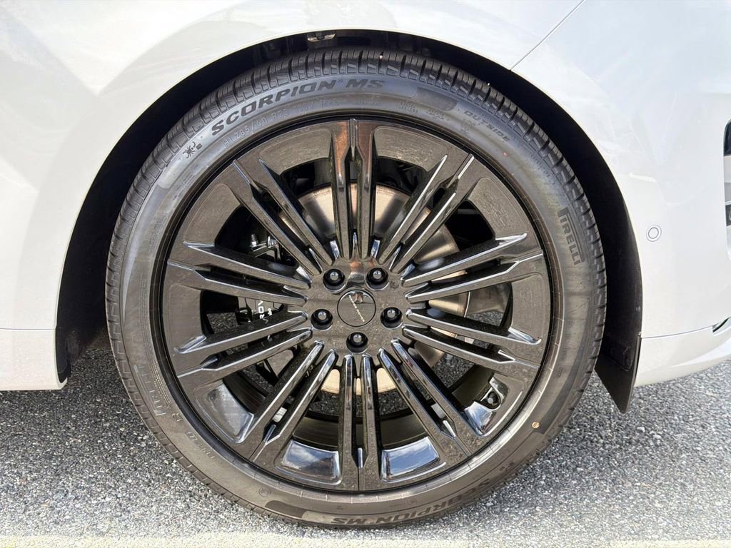 New 2026 Land Rover Range Rover Sport Dynamic SE image 8