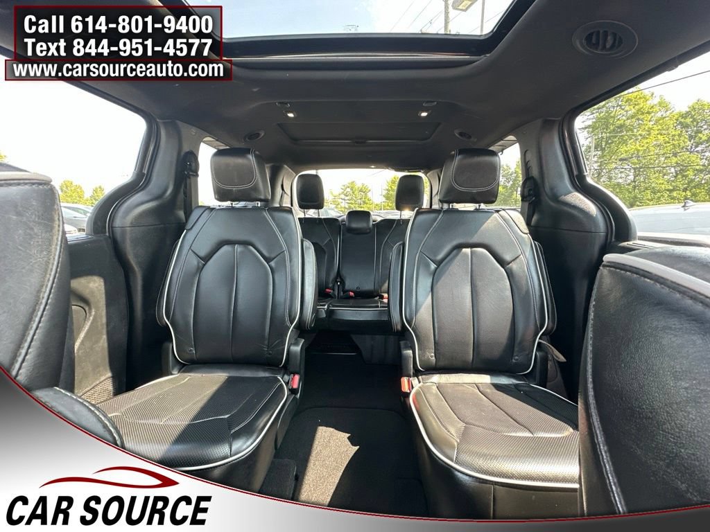 Used 2019 Chrysler Pacifica Limited w/ Advanced Safetytec Group FWD image 21