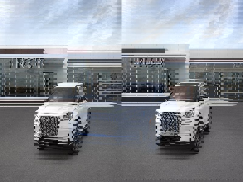 New 2026 Lincoln Corsair Premiere FWD image 3