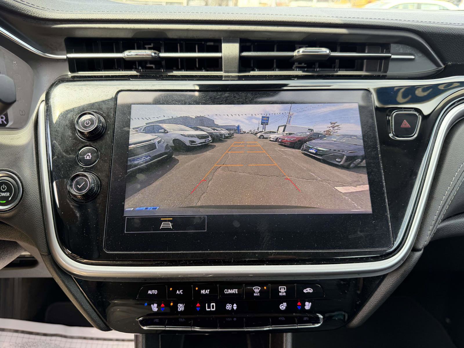 Certified 2022 Chevrolet Bolt EUV LT w/ Convenience Package image 22