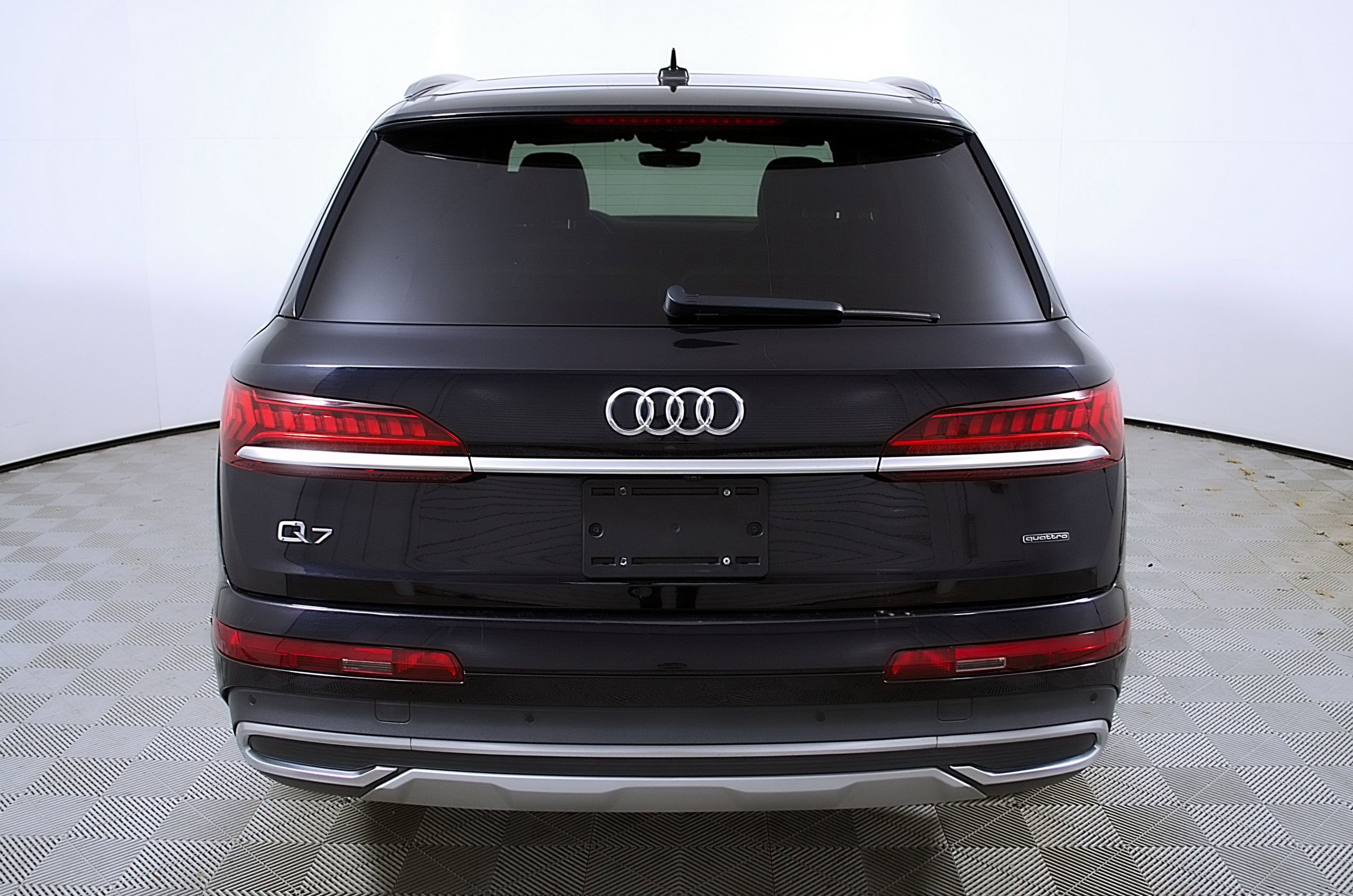 Used 2021 Audi Q7 3.0T Premium image 8