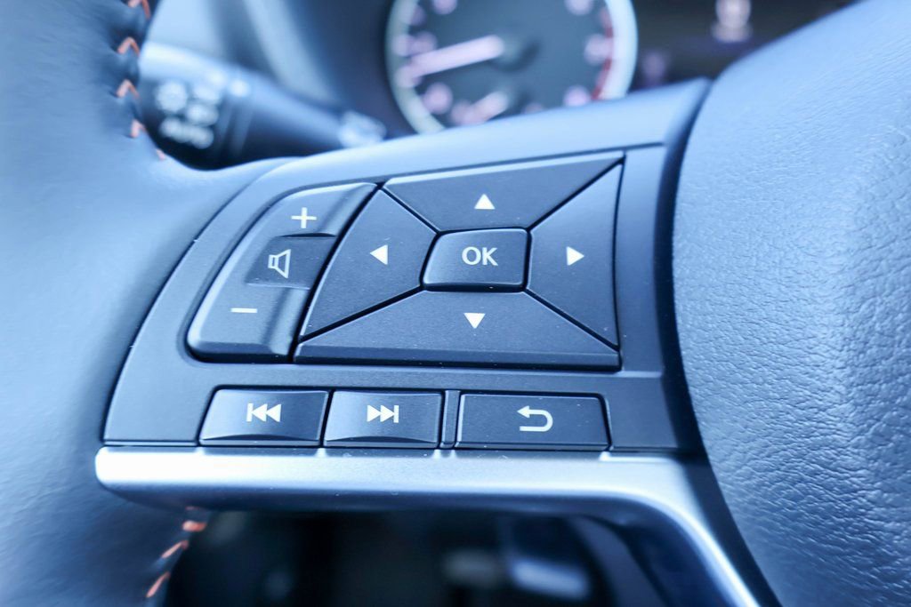 New 2025 Nissan Sentra SR image 11