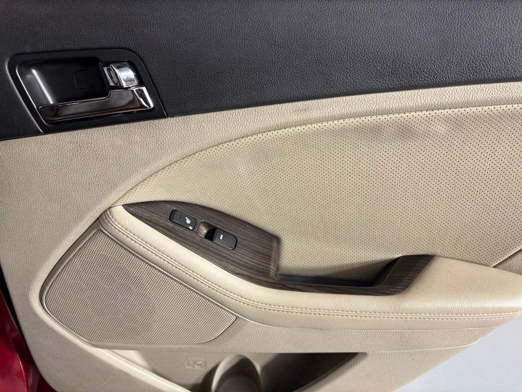 Used 2013 Kia Optima EX w/ Premium Pkg image 15