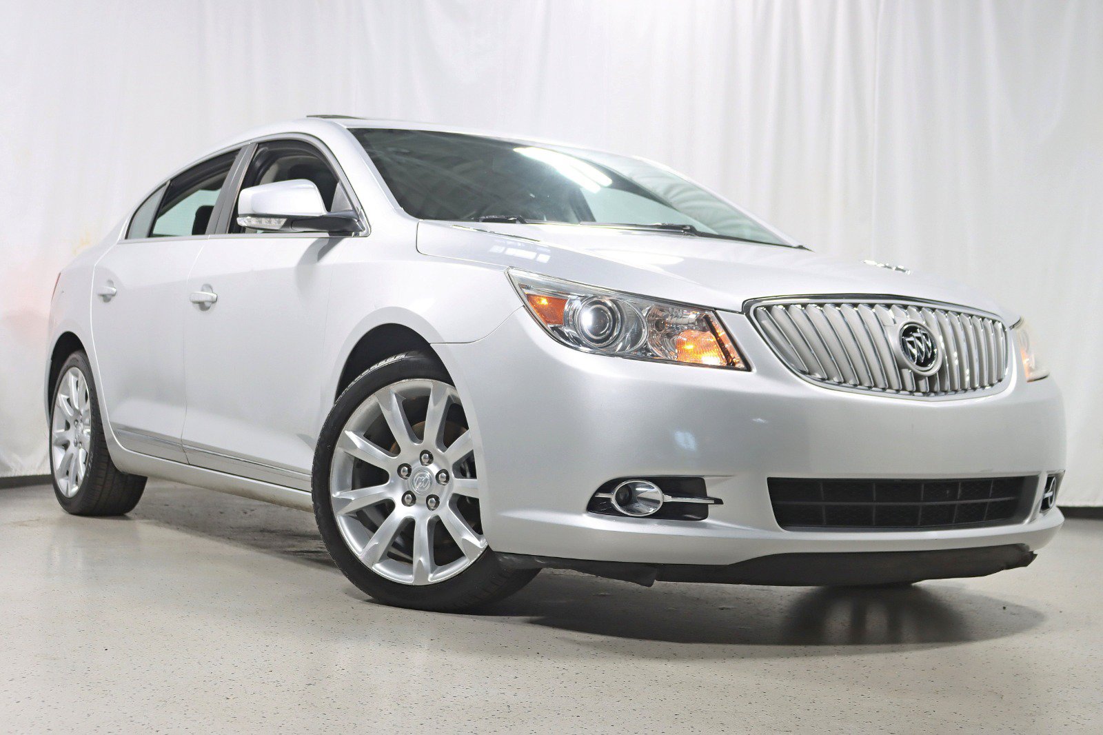 Used 2012 Buick LaCrosse Touring FWD image 8