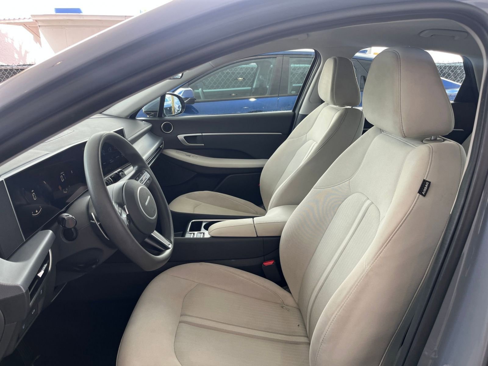 Used 2025 Hyundai Sonata SEL FWD image 27