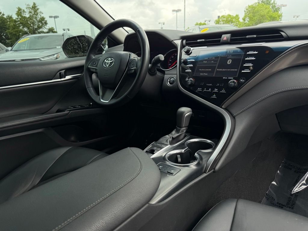Used 2019 Toyota Camry XSE FWD image 15
