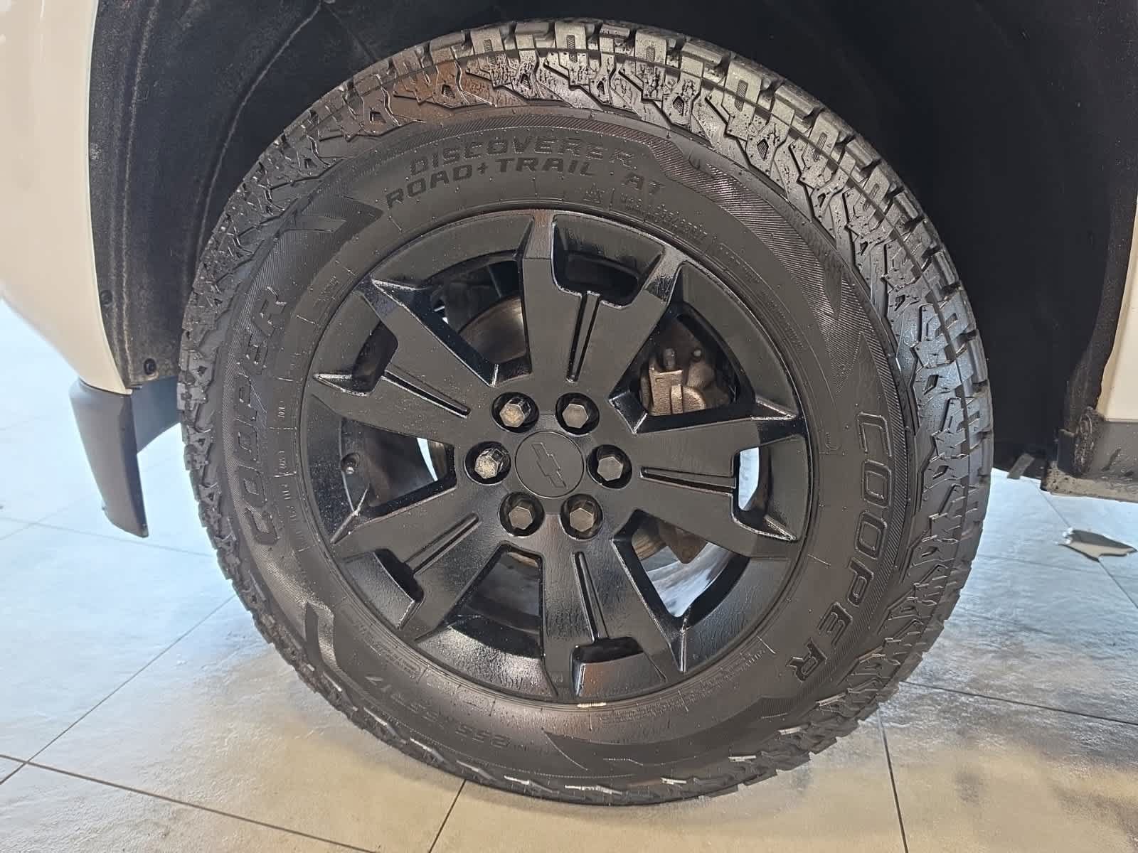 Used 2020 Chevrolet Colorado LT AWD/4WD image 17