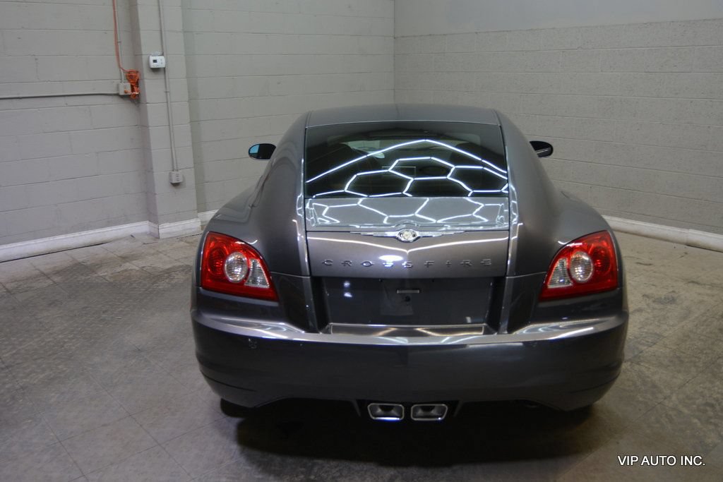 Used 2005 Chrysler Crossfire Limited RWD image 6