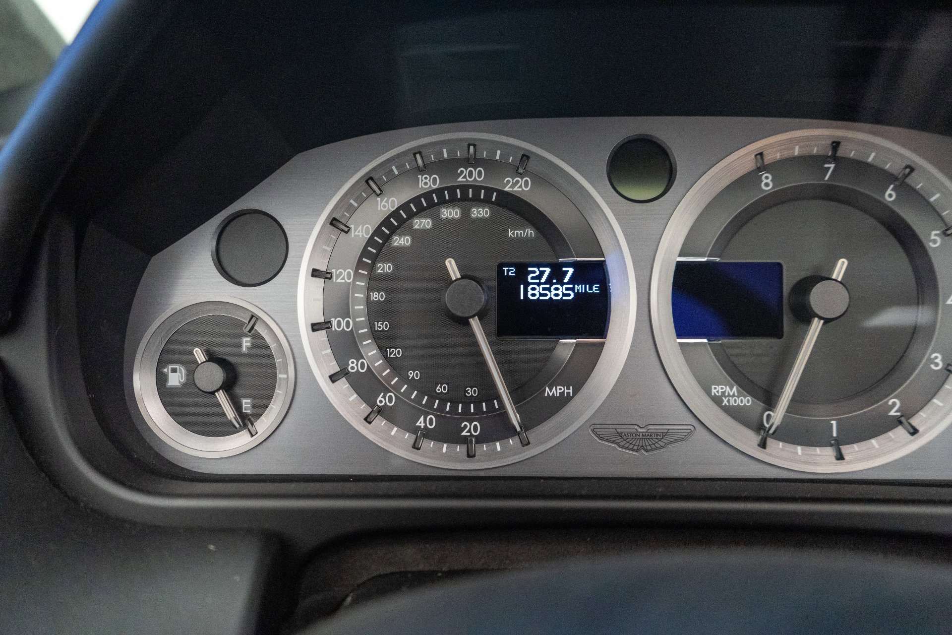 Used 2008 Aston Martin V8 Vantage Roadster image 21