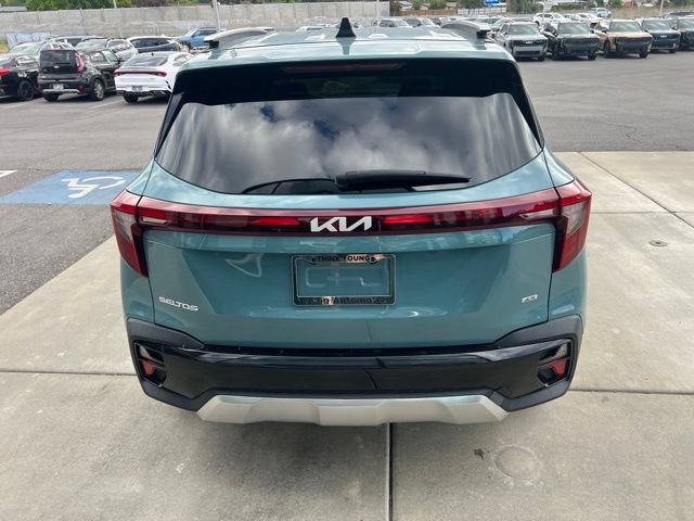 Used 2024 Kia Seltos EX AWD/4WD image 5