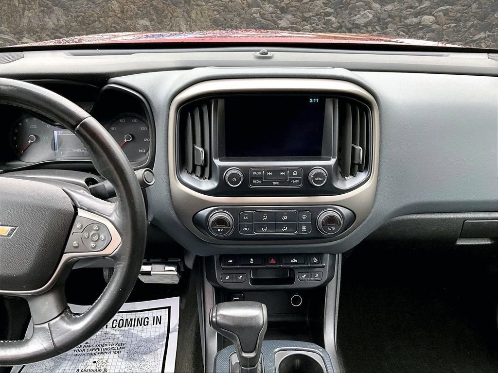 Used 2018 Chevrolet Colorado Z71 AWD/4WD image 6