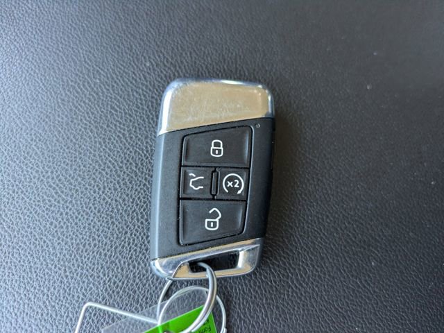 Used 2022 Volkswagen Atlas SE image 31