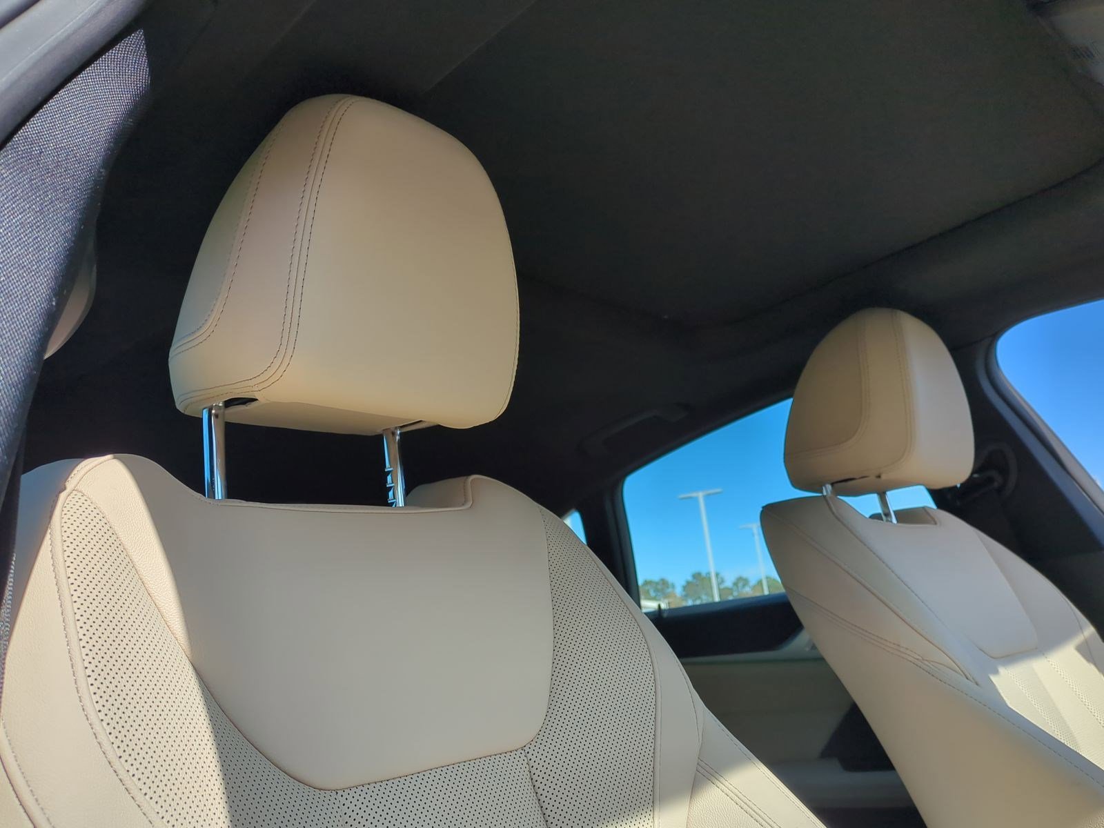 Used 2023 BMW i4 eDrive35 w/ Premium Package image 31